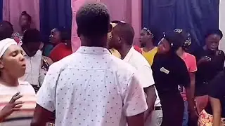 Chak pa Mwen fè mkonnen Jezi va gide m nan yon plenn pi wo li tj mennenm ( adorasyon tèt pati🔥🥁🎤💃🏿)