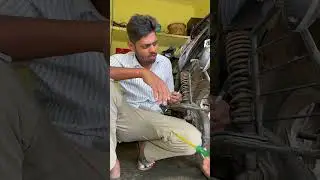 Mechanic❎￼ scammer✅&hellip;&hellip;..😂 #comedy #funnyvideos #youtubeshorts #trendingcomedy
