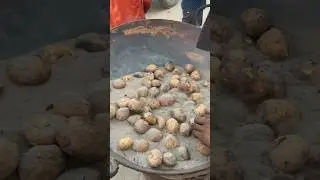 Most Famous Dancing Aloo Chaat Rs.20/- Only. Mainpuri #shorts #subscribe #streetfood #mainpuri