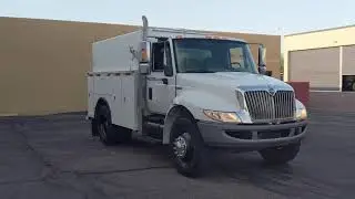 2008 INTERNATIONAL 4300 ENCLOSED SERVICE UTILITY TRUCK 9K MILES!!!