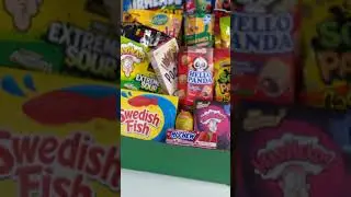 Snack Around the World with the Medium Global Variety Box!