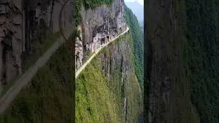 The cliff scary road,natural beauty deep in the mountains is too dangerous!#road  #scenery #nature