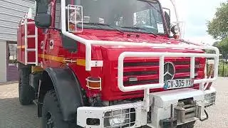 Top Trucks 4836 Mercedes-Benz Unimog U 5000 4x4 - (type 437.4) 4000 ltr -