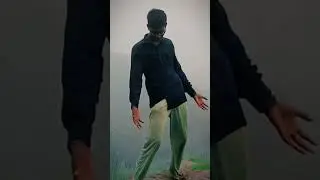 Badshah style #badshah #shahrukh_khan #shortsfeed #viralshort #monsoon #ytshort #trendingshorts