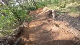 Another clip from Saturday practice at GreenValleys Mountain Bike Park. Trail: Bigfoot
