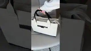 packing my tote bag ft.iwalk #iwalk #travel #travelessentials #packwithme #charger #asmr
