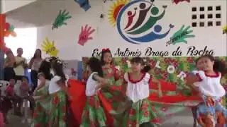 Dança da Saia (2019) - Folclore na Escola Antonio Braga da Rocha