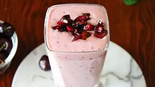Drink this smoothie for breakfast or post-workout No Sugar, Just 4 Clean Ingredients!
