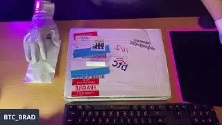 Cryptograffiti Art Unboxing