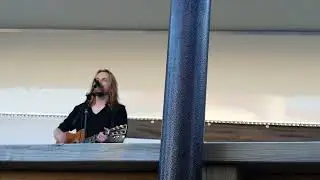 Anssi Kela Ilves akustinen soololive Nummelan Ned Kelly 15.6.2022