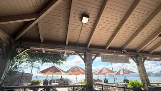 Barefoot Beach Cafe good food Waikiki beach Hawaii 