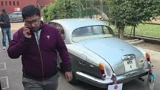 Statesman vintage classic car drive pre event scrutiny at modern school barakhamba road