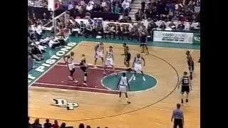 Terry Mills Pulls the Chair on Big Country