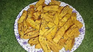 Methi ki Crispy Masala Mathri हरी मेथी की परतो वाली खस्ता मठरी रेसिपी 