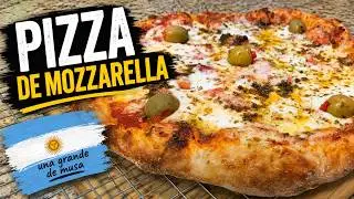 Pizza de Mozzarella en Casa: Masa F&aacute;cil, Salsa Simple y Chimichurri Pizzero muzzarella porte&ntilde;a [050]