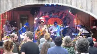 Joe Hertler & The Rainbow Seekers 