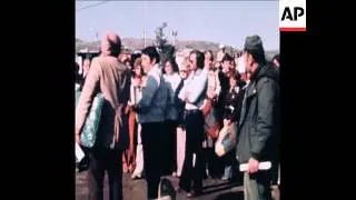 SYND 14 2 78: MEETING OF CHRISTIANS AT ISRAELI LEBANESE BORDER