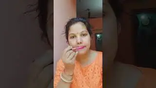 Tiktok Lipstick hack! ts funny 😂🙈Hack #trending #viral #shorts #youtobeshorts #views #growth#makeup
