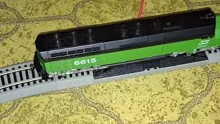 For Sale HO Athearn 3603 Burlington Northern F45 DC Powered Diesel Locomotive #6615 RTR