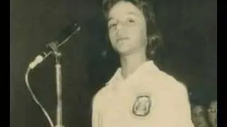 Neomi Levy Zadikov Choir singer נעמי לוי זמרת צדיקוב האגדית