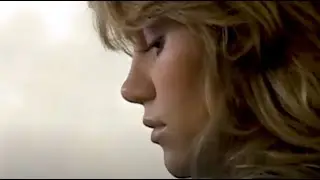 Suki Waterhouse - Everybody Breaks Up Anyway (Official Lyric Video)