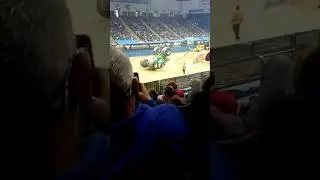 The grave diger flipped!!!!(Dayton,Ohio monster truck jam