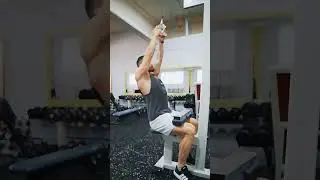 RAZUMI RAZLIKU - CLOSE GRIP PULLDOWN #gym #gymlife #bodybuilding