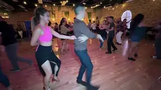 Heather and Oscar - Salrica Social - Apiádate de Mi (Salsa)