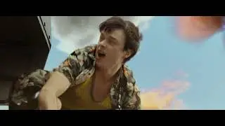 Valerian and the City of a Thousand Planets dog chase
