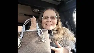 Brief car chat- I'm using my Michael Kors bag, and I'm in love!