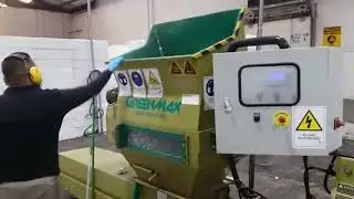 GREENMAX Foam Compactor A-C200 Used to Recycle Seafood Boxes in USA