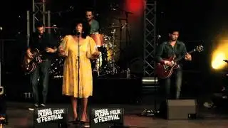 Hawa - Louder (Live @ Pleins Feux Festival) [Official]