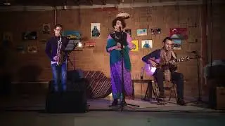 GARA RODRIGUEZ  @ La Favela - Dakar