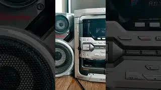Музыкальный центр LG LM-M540