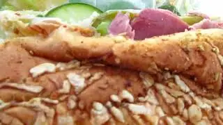 Brad's food review Subway's corned beef reuben sub on November 15,2017