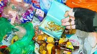 Дайвинг в мусорном баке ||  Золото на помойке богатых
