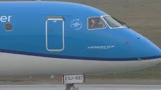 👋 WAVING PILOT 👨&zwj;✈️ KLM Cityhopper Embraer 175 takeoff at Graz Airport | PH-EXJ