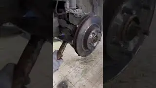 Как снять тормозной диск? Это вообще правильно?