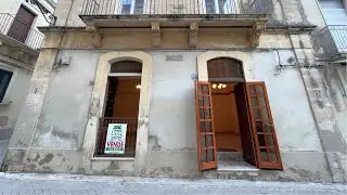 Rif.2645 - Casa Indipendente con cortile a Modica Alta - Pronto Casa Modica