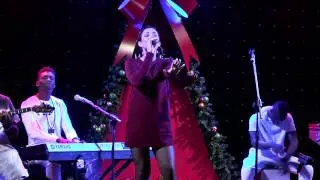 Wind Blows - Kristen Walker at Mahalia's Corner 2015