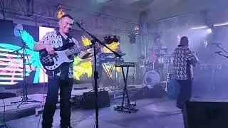 Polvazo Tropical.- El oso polar
