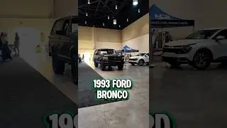 1993 Ford Bronco. #shorts #classicbronco #classiccarauction