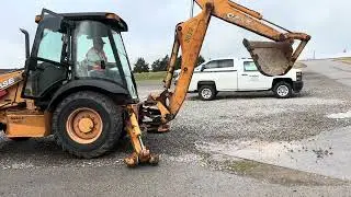 Lot 70: Case #580M Backhoe
