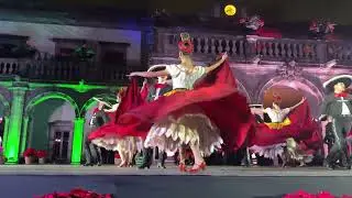 Ballet Folklorico at Chapultepec Castle on Christmas 28