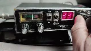 realistic TRC 2001 FM CB radio