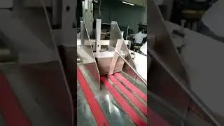 四角打角机4 corner taping machine