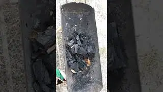 Розжиг влажного угля для мангала, Ignition of wet charcoal for the grill