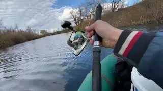 Рыбалка на лодке на спиннинг 