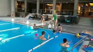Invatam sa inotam prin joaca Aqua Swim