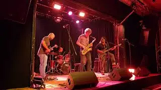 Therapy in G-minor - Combo Metzels